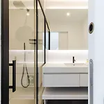Iconic White Loft - Avenida *