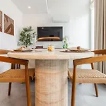 דירה Iconic White Loft - Avenida