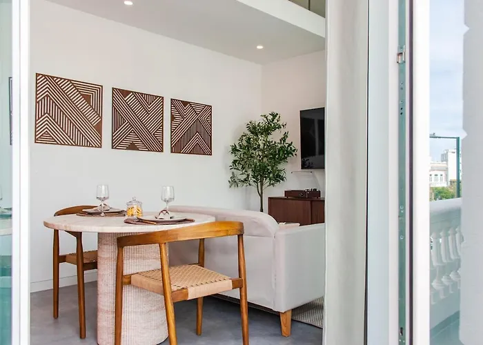 Apartment Iconic White Loft - Avenida Aveiro