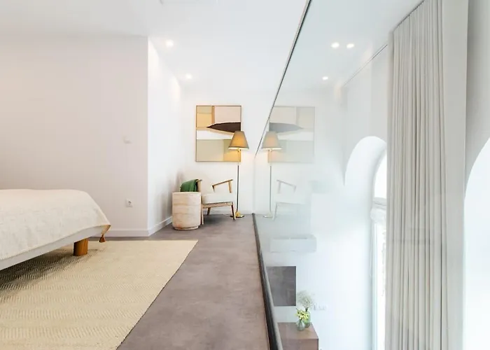 Apartment Iconic White Loft - Avenida